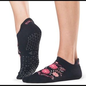 Tavi Noir Grip Savvy Boho Socks Small
